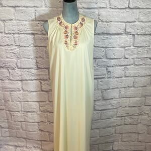 Vintage Gossard Artemis chemise
